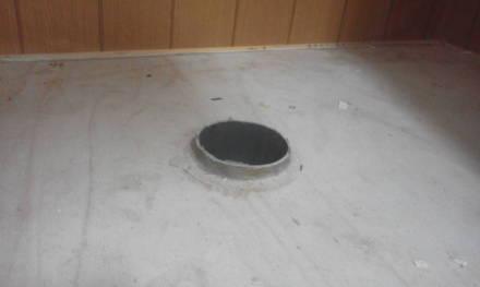 セパレートタイプにするためにトイレの新設　床排水管